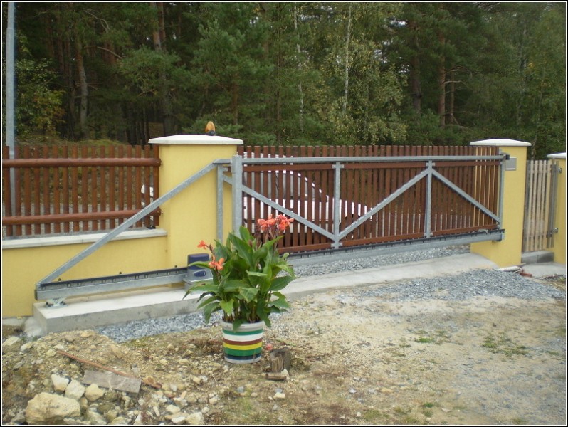 img00002.jpg