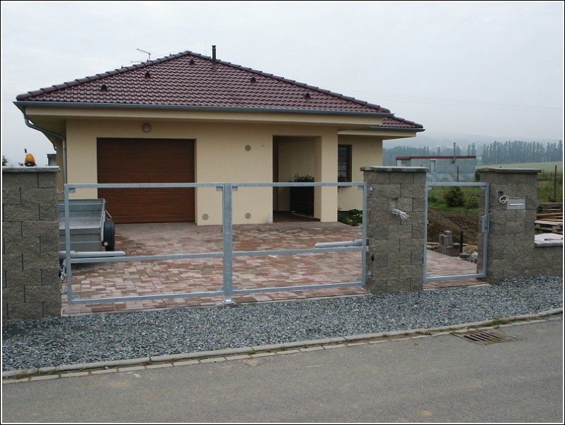 img00015.jpg